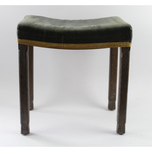 1071 - Royality interest. An original blue velvet covered stool on oak legs used at the Coronation of King ... 