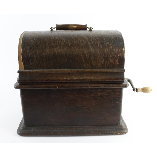 1088 - Thomas A. Edison phonograph, with winding handle, housed in original oak case (mechanism working at ... 