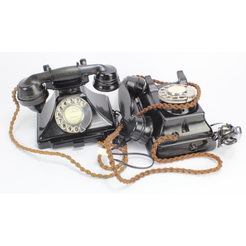 1091 - Two black bakelite telephones (one by Siemens)