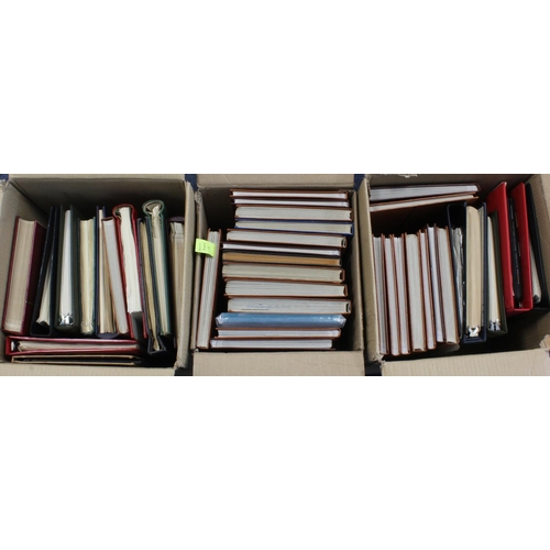 51 - Australia - large qty from 1913 in approx 40x albums  / stockbooks. Hundreds of Roo's and Heads, inc... 