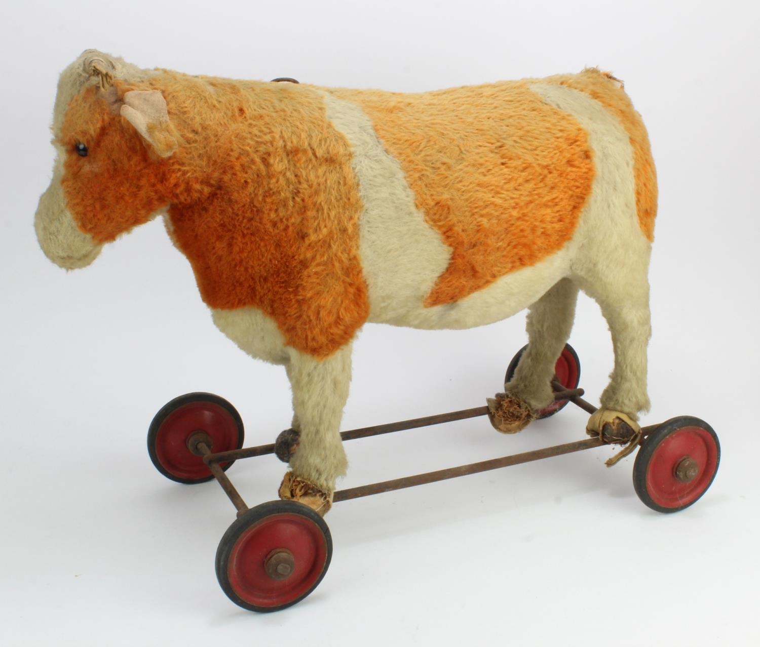 Steiff cow sale on wheels