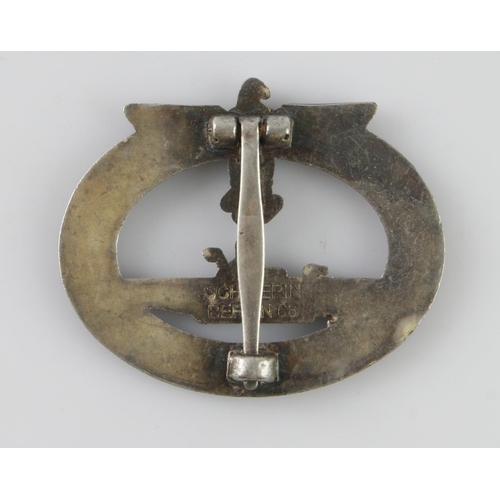 1218 - German Kriegsmarine U Boat badge, Schwerin, Berlin maker marked.