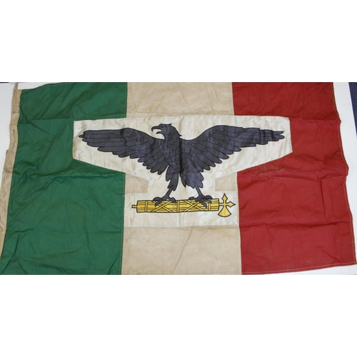 Italian Fascist RSi flag, the last era of Mussolini Fascism ...