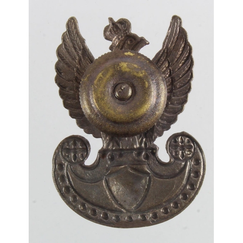 1444 - Poland a Free Polish Army Officers quality cap badge, screwback.