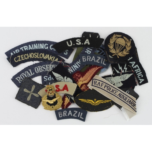 1470 - RAF collection of various cloth trade badges etc.