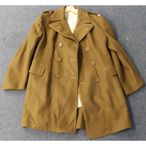 1609 - WW2 Women’s Land Army coat with original arm band in excellent condition size no 8 with pair of WLA ... 