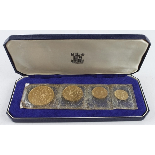 301 - Bahamas gold 4-coin mint set 1967, MS3, KM# 11-14, UNC in original case (total 2.1196 troy oz AGW)