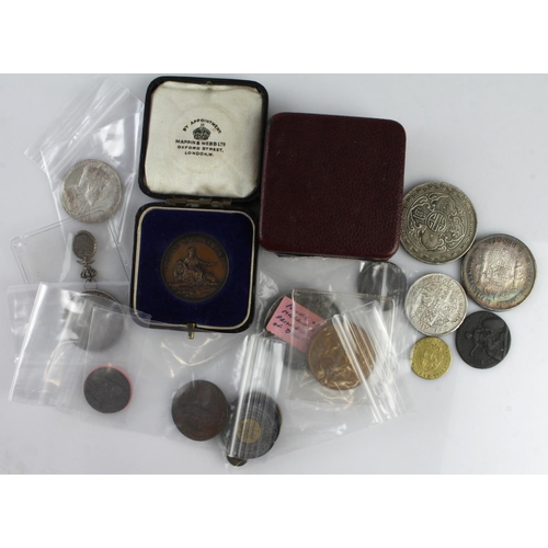 748 - GB & World tokens, medallions, forgeries etc (19) 17th-20thC assortment incl. silver. Noted: Charles... 