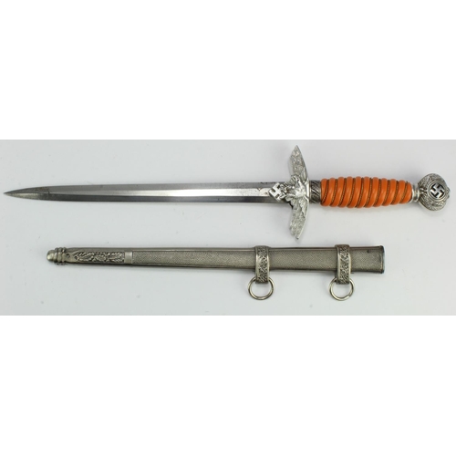 863 - German Luftwaffe 2nd pattern Officers dagger, complete with scabbard.