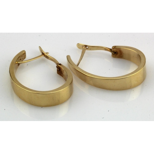 627 - Pair of yellow gold (tests 18ct) hoop earrings, drop length 30mm, latch back fittings, total weight ... 