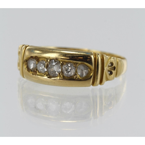 96 - 18ct yellow gold Victorian diamond five stone ring, three graduating old cuts and two rose cut diamo... 