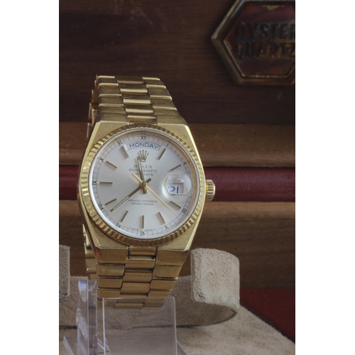 14 - Rolex Oysterquartz Day-Date 18ct gents wristwatch, ref. 19018, cal. 5055, circa 1980s. The champagne... 