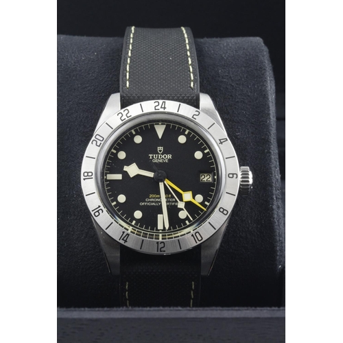 162 - Tudor Black Bay Pro stainless steel gents wristwatch, 2022 card, ref.79470, serial.0H16xxx. The blac... 