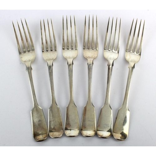 368 - Set of six silver dinner forks, hallmarked 'HLHL, London 1850 / 1851' (H J Lias & Son), length 17cm ... 