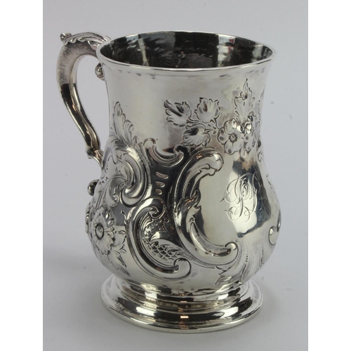 372 - Early 18th c. silver tankard with later embossing, the hallmarks are very worn but they stand for th... 