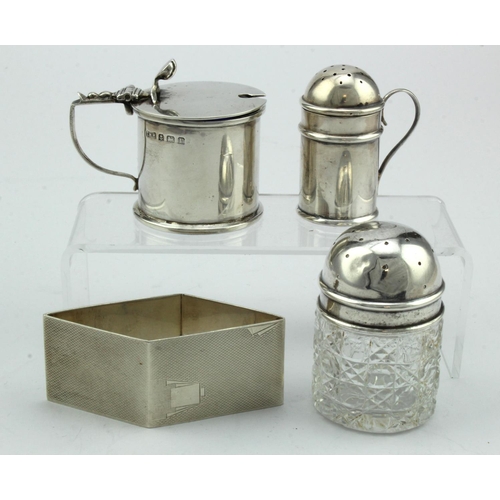 381 - Mixed lot of silver comprising two silver peppers (one with a glass base), silver mustard pot with b... 