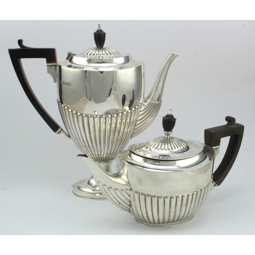 426 - Queen Anne style silver teapot (finial slightly bent). Teapot is hallmarked for Wm. Hutton & Sons Lt... 