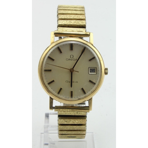 43 - Gents Omega Geneve 9ct gold cased wristwatch, with date aperture, engraved to reverse 'To Howell, W.... 