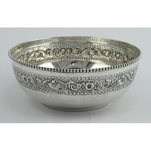 473 - Silver bowl, possibly South American, marked silver plus an S in a heart. Weight 5oz approx.