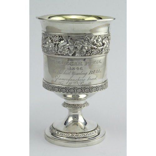 498 - George III silver ornately decorated trophy cup, hallmarked 'REEB, London 1814' (Rebecca Emes & Edwa... 