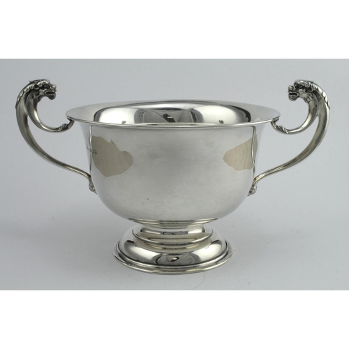 522 - Large silver Presentation Prize Cup (no inscription) with two ornate animal headed handles, hallmark... 