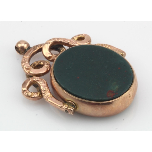 542 - 9ct rose gold swivel fob, bloodstone and onyx measure 22mm x 18mm, length 40mm, weight 8.8g.