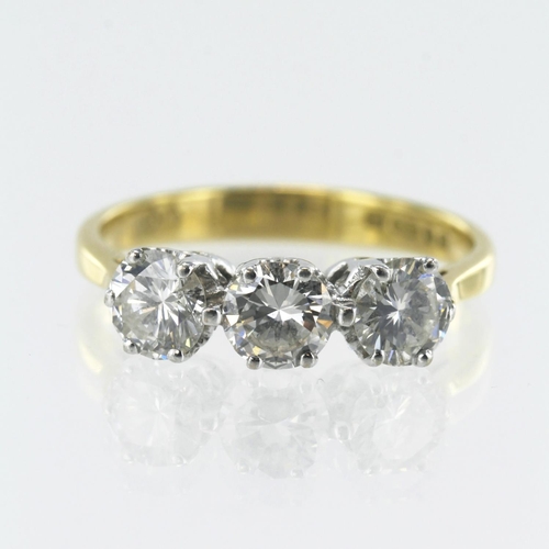 639 - 18ct yellow gold diamond trilogy ring, three round brilliant cuts TDW approx. 1.35ct, estimated colo... 