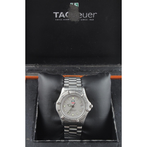 8 - Tag Heuer 2000 Series Professional 200m mid-size quartz stainless steel gents wristwatch. The grey d... 