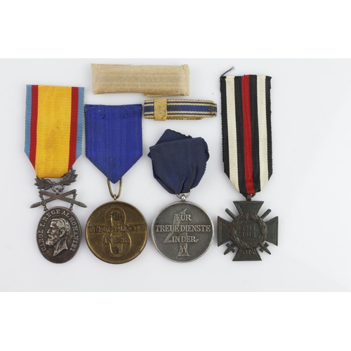 1143 - German 3rd Reich SS 8 Years Service Medal, a Souval piece maker marked 'L/58'.  A cast copy of an 4 ... 