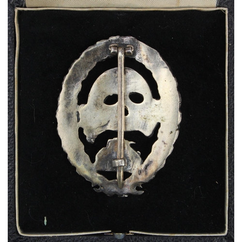 1159 - German Condor Legion Tank battle badge in fitted case.