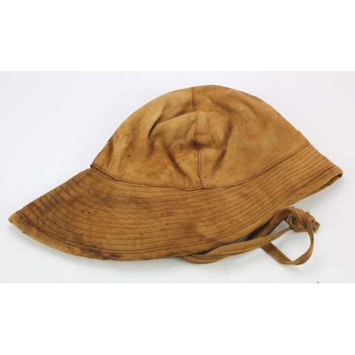 1194 - German Kriegsmarine rough weather cap, service wear.