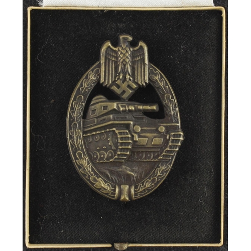 1232 - German Panzer Assault badge in bronze in fitted case.