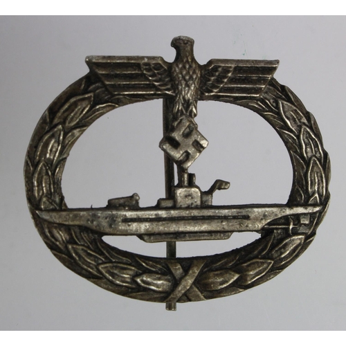 1266 - German U Boat Kriegsmarine war badge.