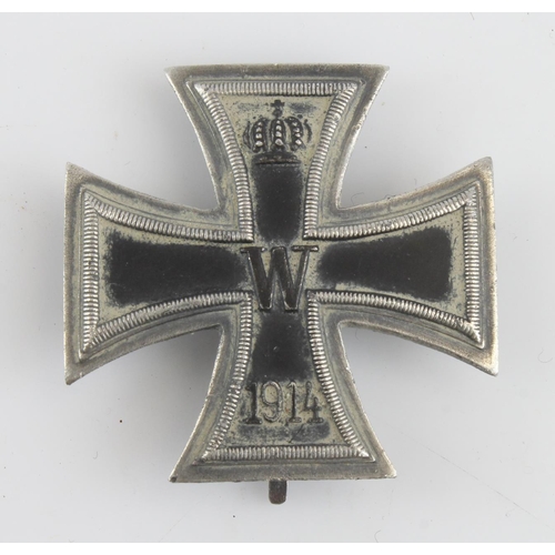 1284 - German WW1 Iron Cross 1st class private purchase solid construction example.