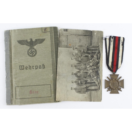 1291 - German WW2 and WW1 group to Alfred Landauer served WW1 1916-18 and WW2 1939-40 comes with WW2 Wehrpa... 