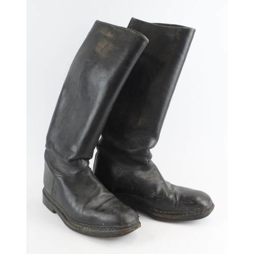 1307 - German WW2 soldiers black leather jack boots.