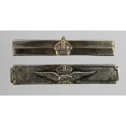 1422 - Military Cross slide on bar, silver, tailors version and an RAF LS&GC clasp.