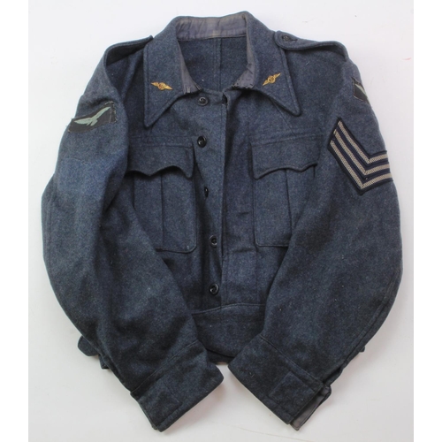 1532 - Royal Air Force 1945 dated war service battle dress blouse, with rare dental branch collar badges an... 