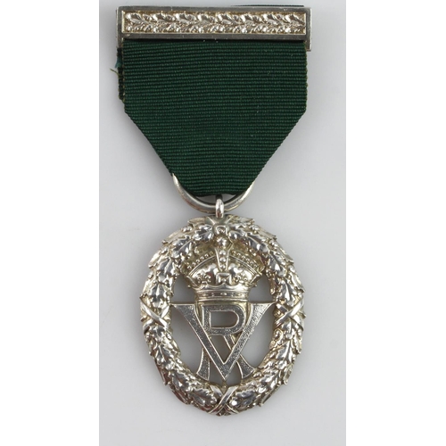 1637 - Volunteer Officers Decoration VR silver hallmarked for 1892. Gilding has been removed, and the pin r... 