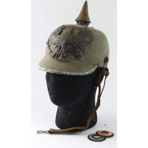 1690 - WW1 Imperial German Army Prussian M15 Pickelhaube Uniform Helmet. A felt constructed example with ni... 