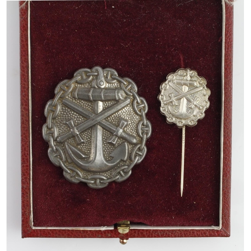 1694 - WW1 Imperial German Navy (Kaiserliche Marine) wound badge and lapel pin. A silver grade example depi... 