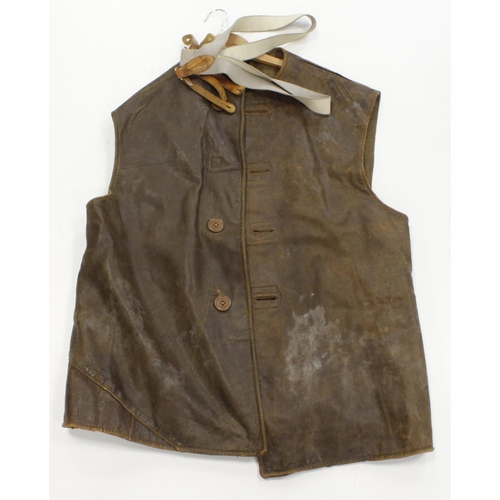 1752 - WW2 1944 dated leather jerkin good size.  The leather is in good condition, some light moth and age ... 