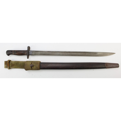 761 - P'07 SMLE bayonet made by Sanderson in January 1918, in its steel mounted leather scabbard, with M.E... 