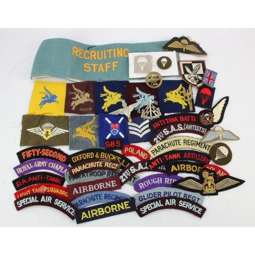 863 - Assortment of British WW2 / Post War Airborne badges, wings, shoulder titles and armband.   (no rese... 