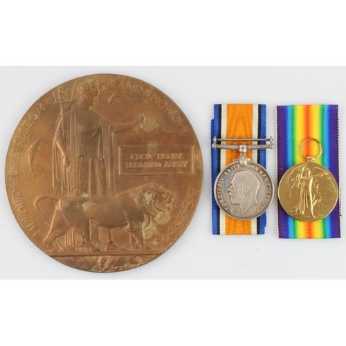 925 - BWM & Victory Medal (2.Lieut C H L Askey), Death Plaque (Cecil Henry Leonard Askey). With medal box,... 