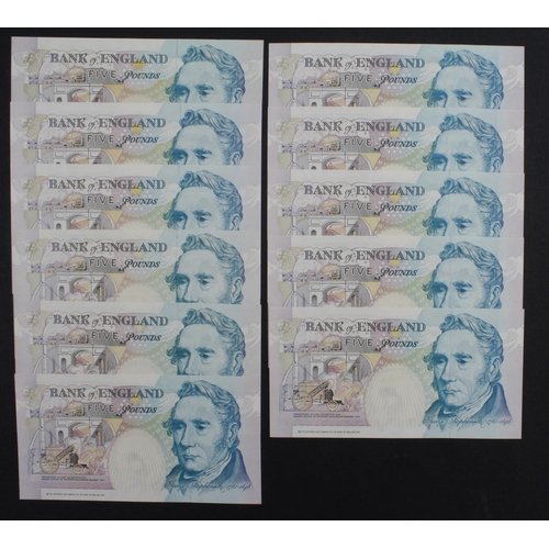 109 - Gill 5 Pounds (B357) issued 1990 (11), a consecutively numbered run of 6 notes, 2 x consecutively nu... 