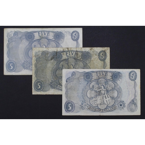 121 - Hollom, Fforde and Page 5 Pounds FORGERIES, a group of Series C Portrait notes, the Hollom low quali... 