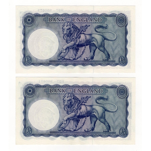 160 - O'Brien 5 Pounds (B280) issued 1961 (2), Lion & Key, a consecutively numbered pair of FIRST SERIES n... 