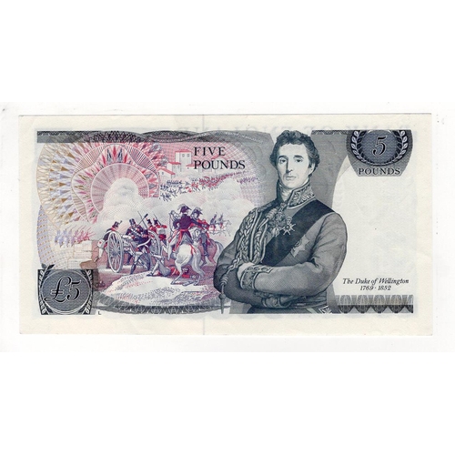 188 - Page 5 Pounds (B336) issued 1973, very rare FIRST RUN 'AN01' prefix, serial AN01 436995 (B336, Pick3... 