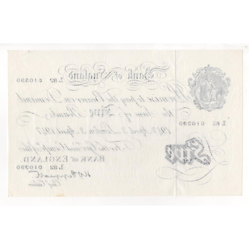 219 - Peppiatt 5 Pounds (B264) dated 3rd April 1947, serial L82 010390, London issue on thin paper (B264, ... 